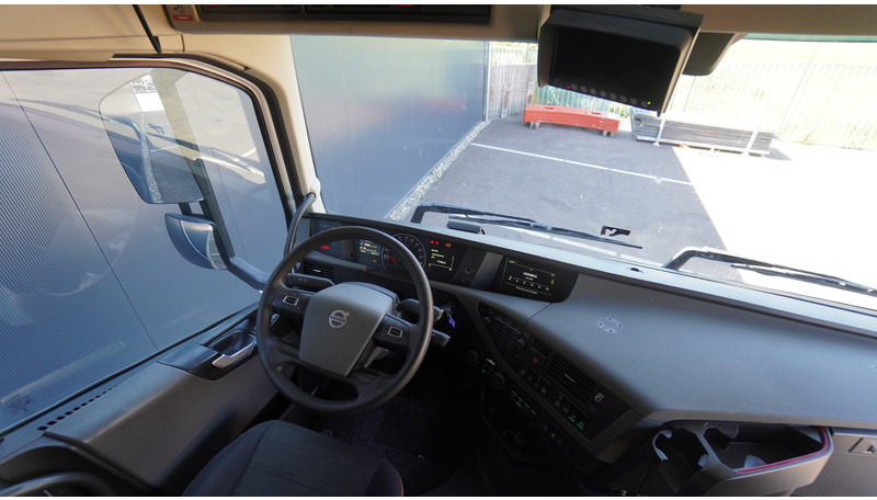 Volvo FH420 6X2 ADR EURO 6 - 트랙터 유닛 : 사진 5 Volvo FH420 6X2 ADR EURO 6 - 트랙터 유닛 : 사진 5