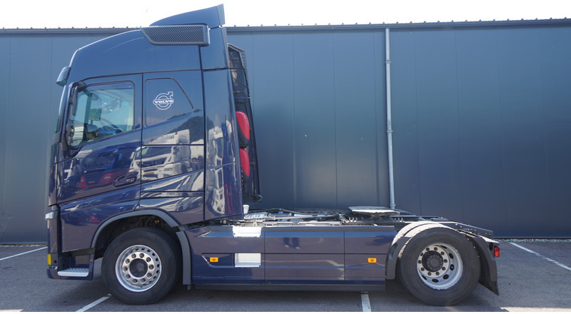 Volvo FH460 EURO 6 GLOBETROTTER 833.000KM - 트랙터 유닛 : 사진 1 Volvo FH460 EURO 6 GLOBETROTTER 833.000KM - 트랙터 유닛 : 사진 1