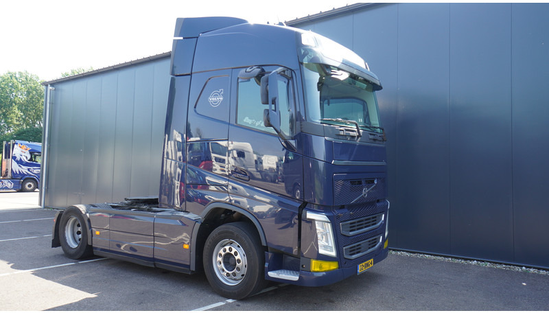 Volvo FH460 EURO 6 GLOBETROTTER 833.000KM - 트랙터 유닛 : 사진 4 Volvo FH460 EURO 6 GLOBETROTTER 833.000KM - 트랙터 유닛 : 사진 4