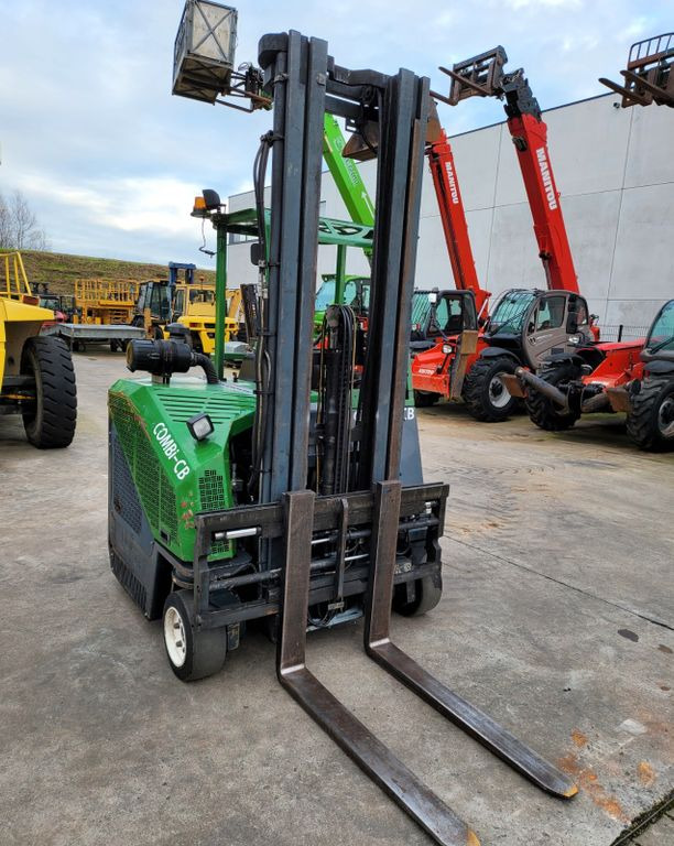Combilift C3000CB - 디젤 지게차 : 사진 5 Combilift C3000CB - 디젤 지게차 : 사진 5