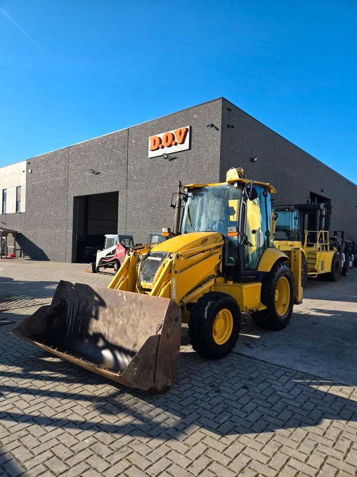 Komatsu WB97 - 백호 로더 : 사진 1 Komatsu WB97 - 백호 로더 : 사진 1