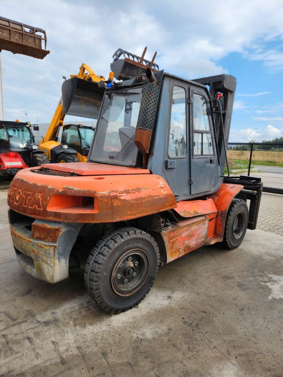 Toyota 5FD70 - 디젤 지게차 : 사진 4 Toyota 5FD70 - 디젤 지게차 : 사진 4