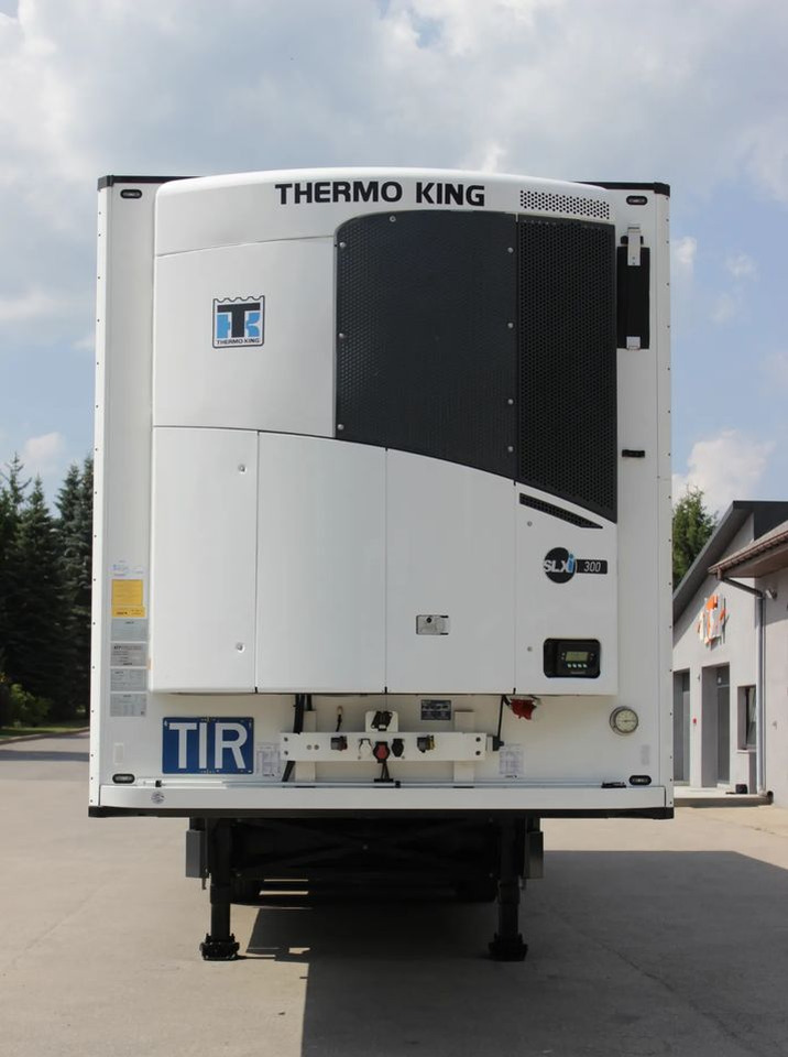 Schmitz Cargobull FP 60 Thermo King SLXi 300 / DOPPELSTOCK / Oś Podnoszona /JAK NOWA / ŚCIANA 7 CM / - 냉동 세미 트레일러 : 사진 5 Schmitz Cargobull FP 60 Thermo King SLXi 300 / DOPPELSTOCK / Oś Podnoszona /JAK NOWA / ŚCIANA 7 CM / - 냉동 세미 트레일러 : 사진 5