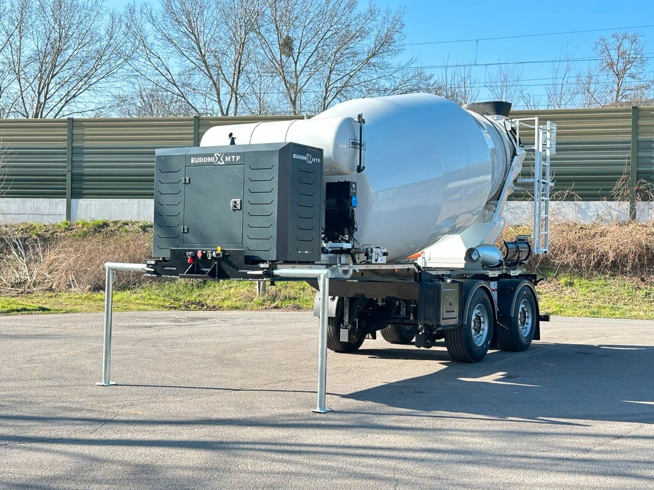 EUROMIX MTP - 10m³ Betonmischer-Auflieger - 콘크리트 믹서 트럭 : 사진 3 EUROMIX MTP - 10m³ Betonmischer-Auflieger - 콘크리트 믹서 트럭 : 사진 3