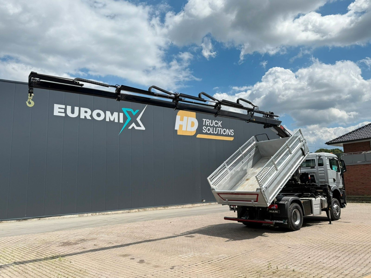 MAN TGS 18.400 TG3 4x4 Euro6e Hiab X-HiDuo 138DS-4 - 덤프트럭, 크레인 트럭 : 사진 5 MAN TGS 18.400 TG3 4x4 Euro6e Hiab X-HiDuo 138DS-4 - 덤프트럭, 크레인 트럭 : 사진 5