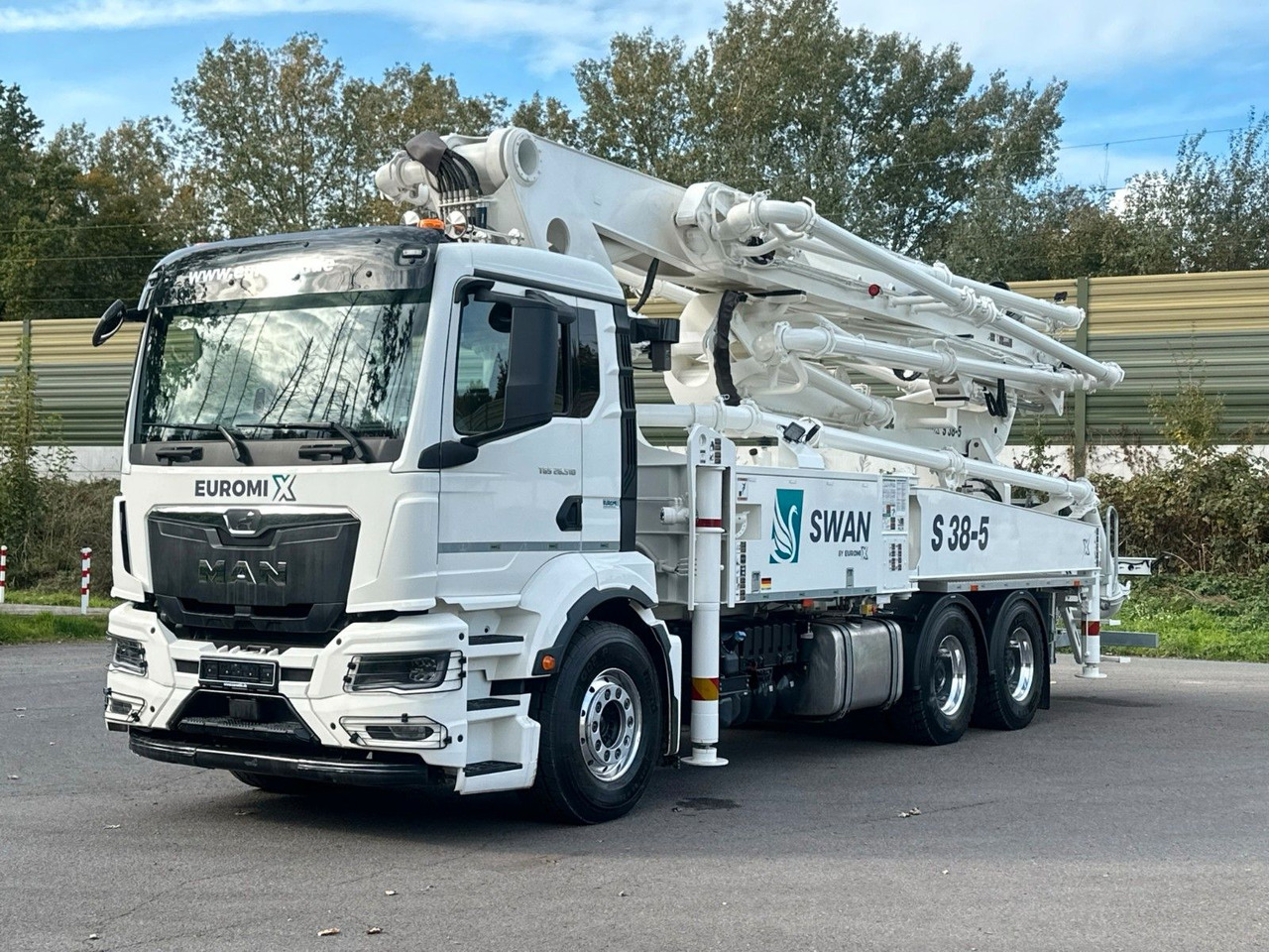 MAN TGS 26.510 6x4 SWAN TSP 38-5 160RZ ( 38m ) - 콘크리트 펌프 트럭 : 사진 2 MAN TGS 26.510 6x4 SWAN TSP 38-5 160RZ ( 38m ) - 콘크리트 펌프 트럭 : 사진 2