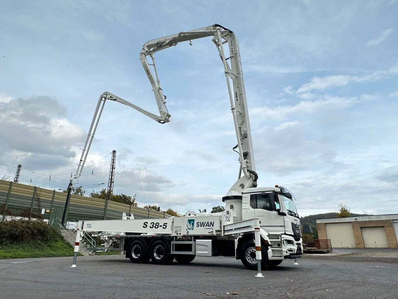 MAN TGS 26.510 6x4 SWAN TSP 38-5 160RZ ( 38m ) - 콘크리트 믹서 트럭 : 사진 1 MAN TGS 26.510 6x4 SWAN TSP 38-5 160RZ ( 38m ) - 콘크리트 믹서 트럭 : 사진 1