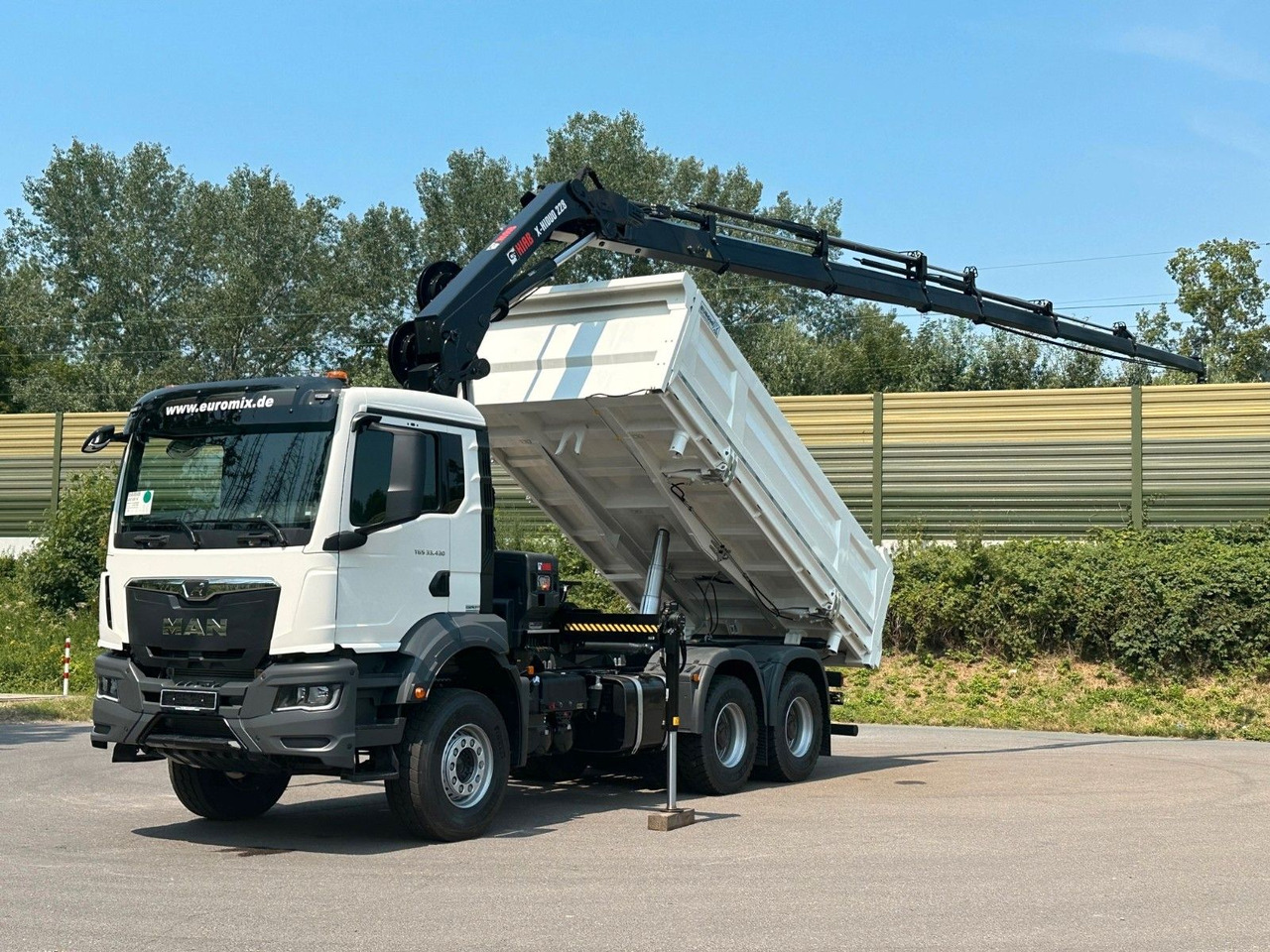 MAN TGS 33.440 6x4 /3-Seiten- Kipper / HIAB 228-6 - 덤프트럭, 크레인 트럭 : 사진 1 MAN TGS 33.440 6x4 /3-Seiten- Kipper / HIAB 228-6 - 덤프트럭, 크레인 트럭 : 사진 1