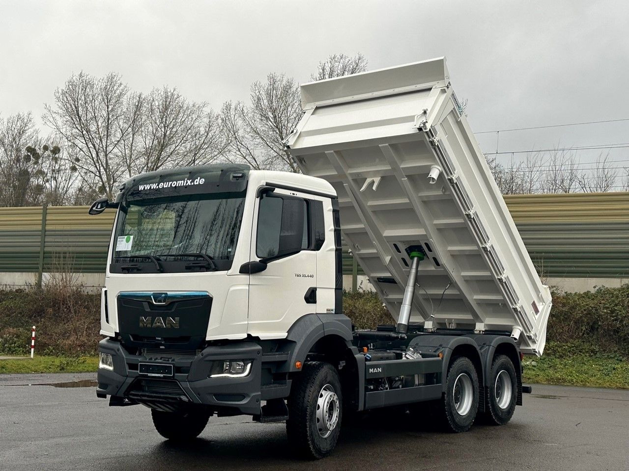 MAN TGS 33.440 6x4 /Euro6 3-Seiten-Kipper EuromixMTP MAN TGS 33.440 6x4 /Euro6 3-Seiten-Kipper EuromixMTP - 덤프트럭 : 사진 1 MAN TGS 33.440 6x4 /Euro6 3-Seiten-Kipper EuromixMTP MAN TGS 33.440 6x4 /Euro6 3-Seiten-Kipper EuromixMTP - 덤프트럭 : 사진 1