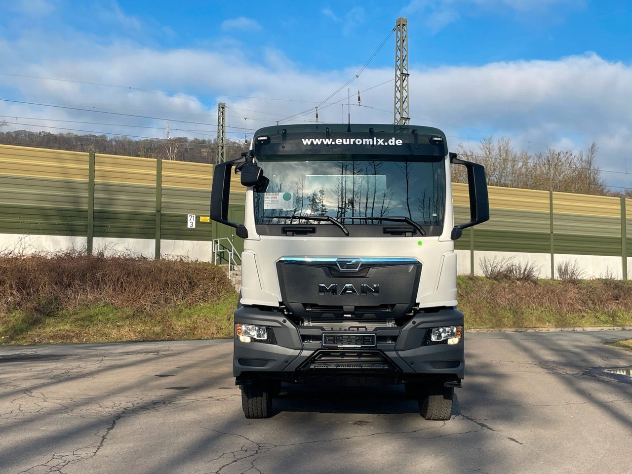 MAN TGS 41.400 8x4 / EuromixMTP EM 10m³ R / EURO 2 - 콘크리트 믹서 트럭 : 사진 2 MAN TGS 41.400 8x4 / EuromixMTP EM 10m³ R / EURO 2 - 콘크리트 믹서 트럭 : 사진 2