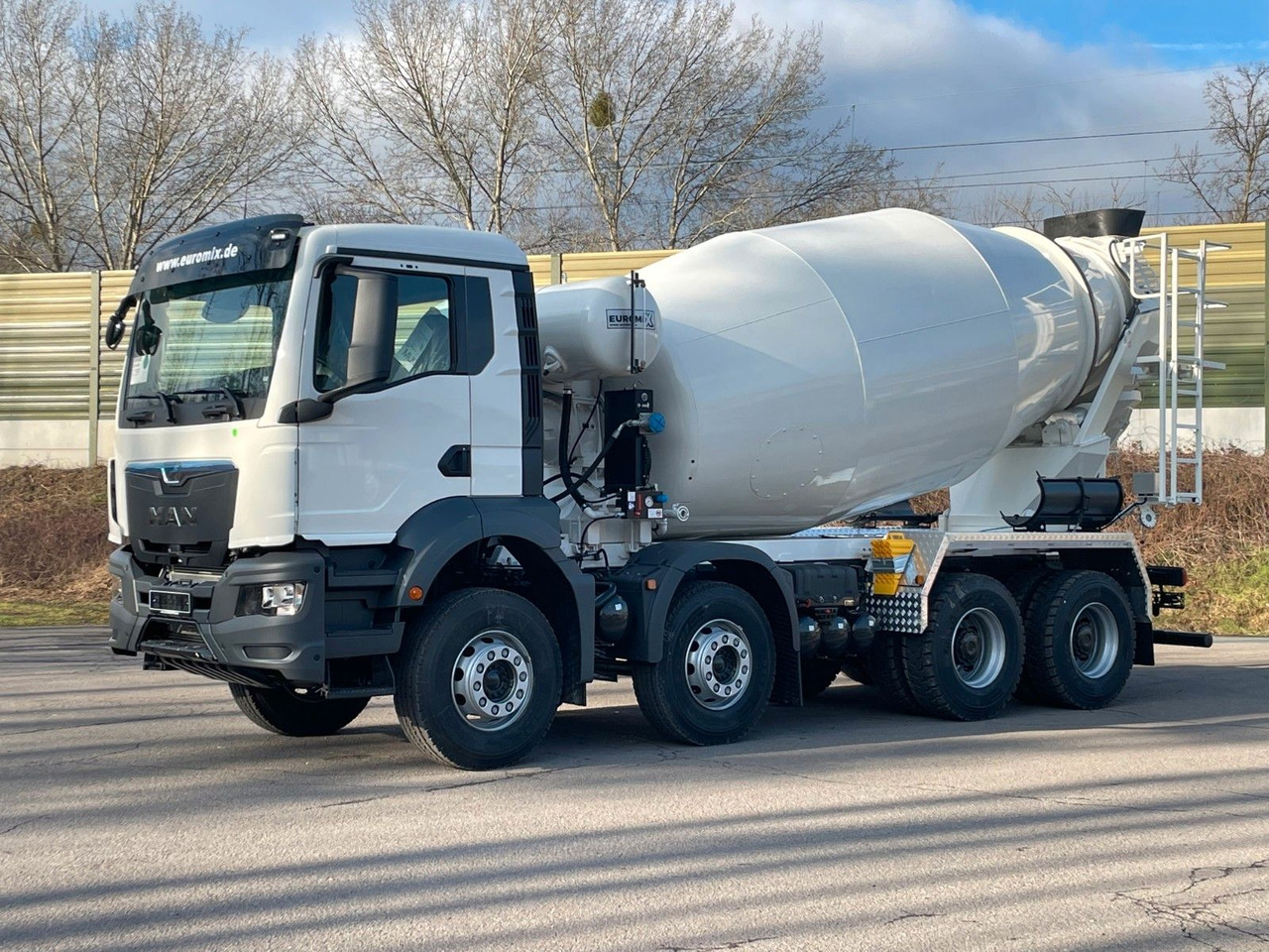 MAN TGS 41.400 8x4 / EuromixMTP EM 12m³ R / EURO 2 - 콘크리트 믹서 트럭 : 사진 3 MAN TGS 41.400 8x4 / EuromixMTP EM 12m³ R / EURO 2 - 콘크리트 믹서 트럭 : 사진 3
