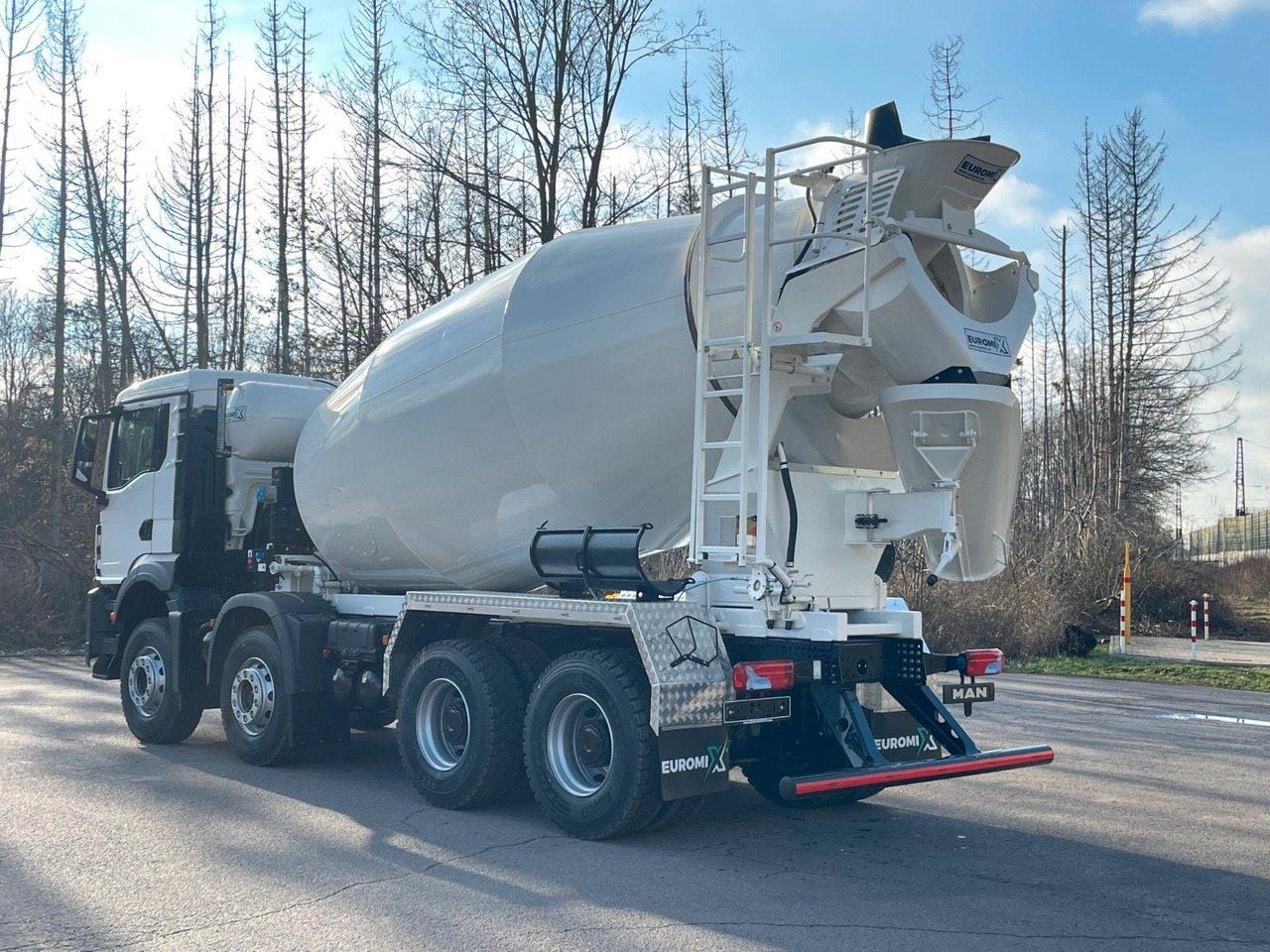 MAN TGS 41.400 8x4 / EuromixMTP EM 12m³ R / EURO 2 - 콘크리트 믹서 트럭 : 사진 5 MAN TGS 41.400 8x4 / EuromixMTP EM 12m³ R / EURO 2 - 콘크리트 믹서 트럭 : 사진 5