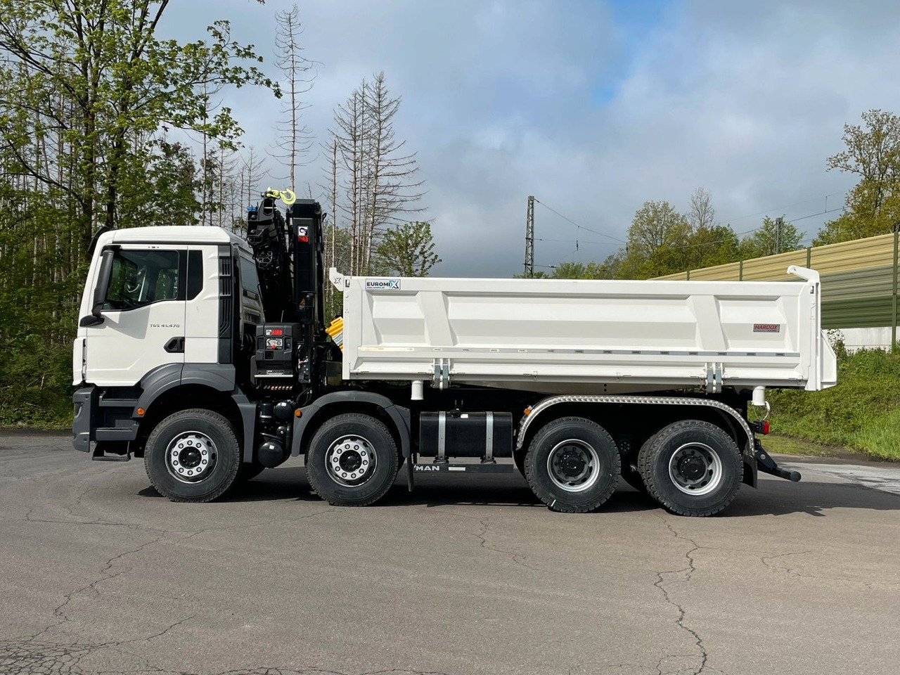 MAN TGS 41.480 8x4/Euro6e Euromix Kipper Hiab 228-6 - 덤프트럭, 크레인 트럭 : 사진 4 MAN TGS 41.480 8x4/Euro6e Euromix Kipper Hiab 228-6 - 덤프트럭, 크레인 트럭 : 사진 4
