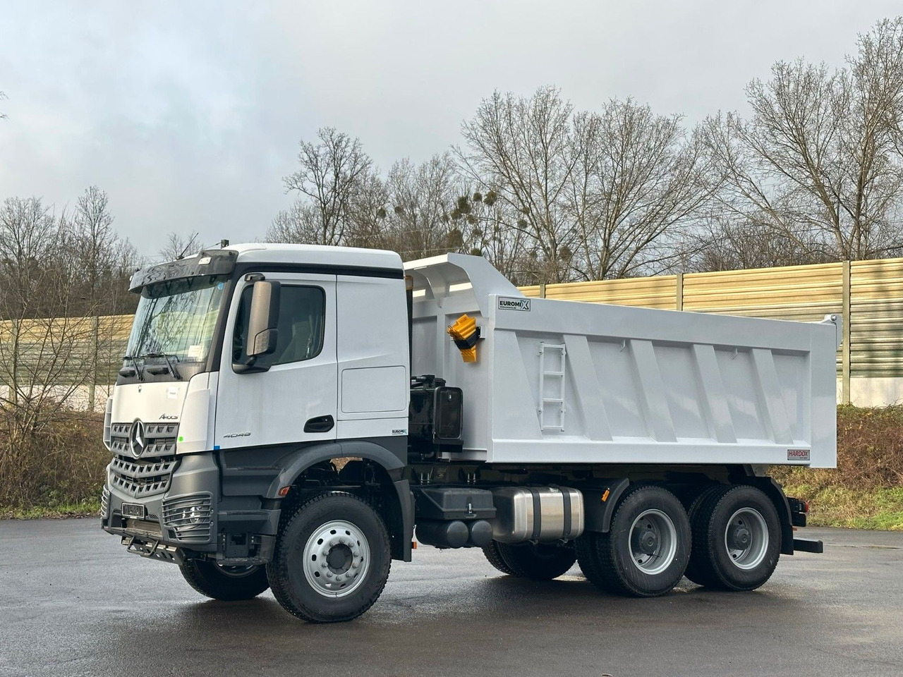 Mercedes-Benz 4048 6X4 Arcos 5 EuromixMTP Dumper Kipper - 덤프트럭 : 사진 4 Mercedes-Benz 4048 6X4 Arcos 5 EuromixMTP Dumper Kipper - 덤프트럭 : 사진 4