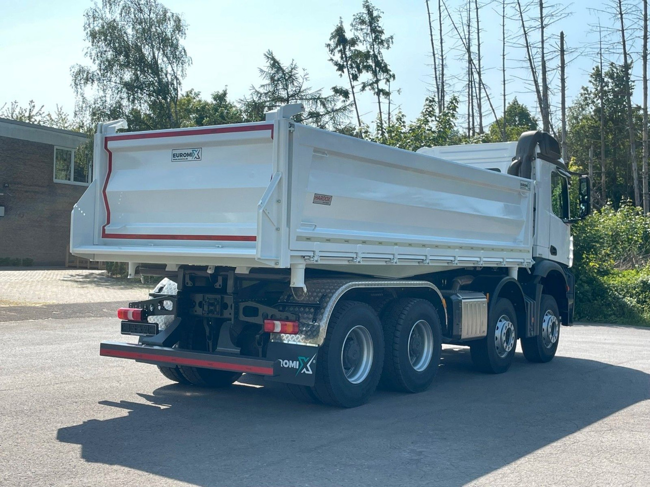 Mercedes-Benz 4145 8X4 Euromix EMT 3-Seiten-Kipper - 덤프트럭 : 사진 4 Mercedes-Benz 4145 8X4 Euromix EMT 3-Seiten-Kipper - 덤프트럭 : 사진 4
