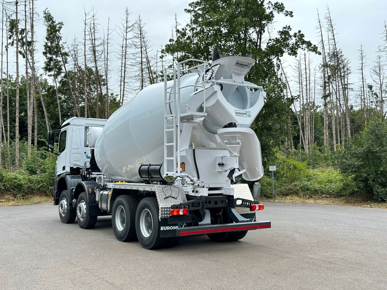 Mercedes-Benz AROCS 5 4142 B 8X4 Euro 3 EuromixMTP EM 10 - 콘크리트 믹서 트럭 : 사진 5 Mercedes-Benz AROCS 5 4142 B 8X4 Euro 3 EuromixMTP EM 10 - 콘크리트 믹서 트럭 : 사진 5