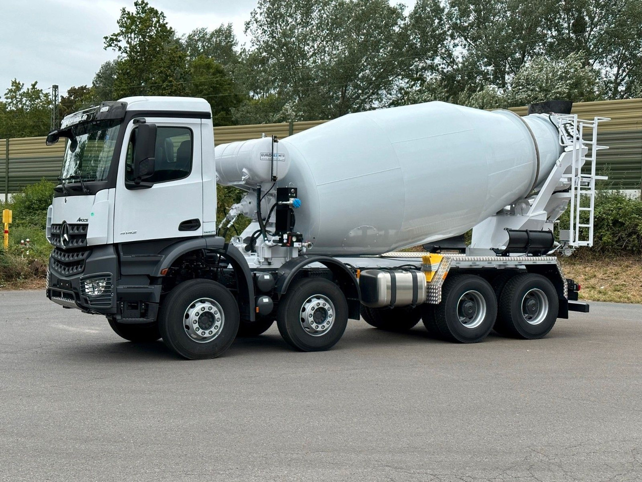 Mercedes-Benz AROCS 5 4142 B 8X4 Euro 3 EuromixMTP EM 10 - 콘크리트 믹서 트럭 : 사진 3 Mercedes-Benz AROCS 5 4142 B 8X4 Euro 3 EuromixMTP EM 10 - 콘크리트 믹서 트럭 : 사진 3