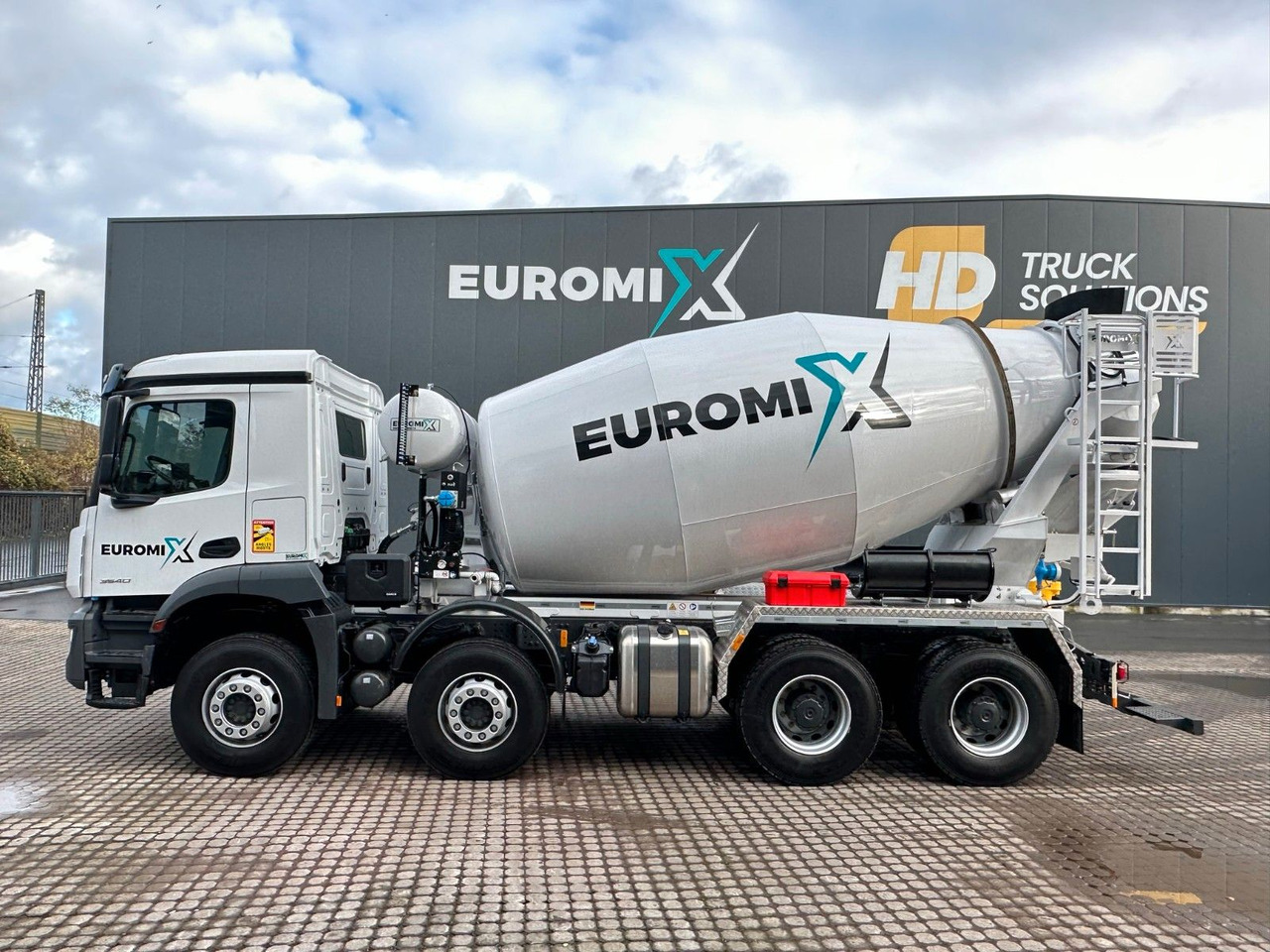 Mercedes-Benz Arocs 5 3540 8x4 EURO 6e EuromixMTP EM 9 L - 콘크리트 믹서 트럭 : 사진 3 Mercedes-Benz Arocs 5 3540 8x4 EURO 6e EuromixMTP EM 9 L - 콘크리트 믹서 트럭 : 사진 3