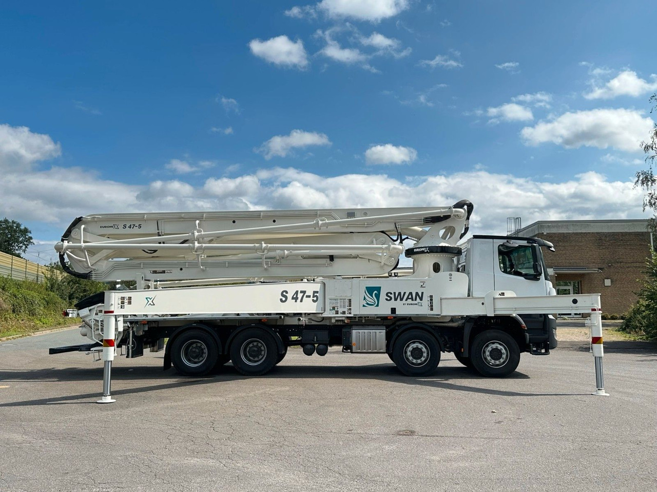 콘크리트 믹서 트럭 Mercedes-Benz Arocs 5 4142  8x4 SWAN TSP 47-5 160RZ ( 47m ) : 사진 18