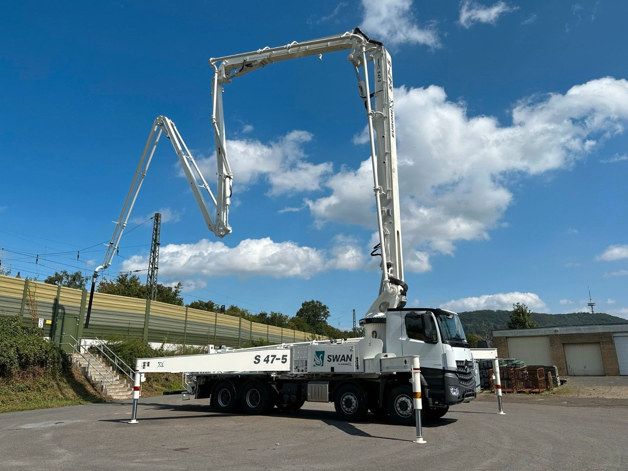 콘크리트 믹서 트럭 Mercedes-Benz Arocs 5 4142  8x4 SWAN TSP 47-5 160RZ ( 47m ) : 사진 27