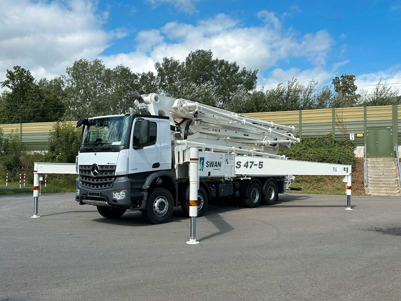 콘크리트 믹서 트럭 Mercedes-Benz Arocs 5 4142  8x4 SWAN TSP 47-5 160RZ ( 47m ) : 사진 14