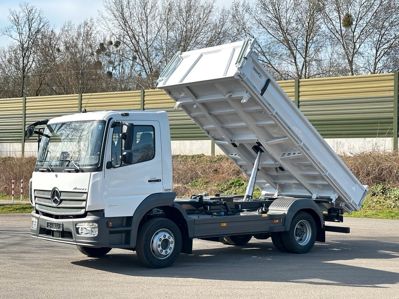 Mercedes-Benz Atego 1224 K EuromixMTP 3-Seiten-Kipper - 덤프트럭 : 사진 1 Mercedes-Benz Atego 1224 K EuromixMTP 3-Seiten-Kipper - 덤프트럭 : 사진 1