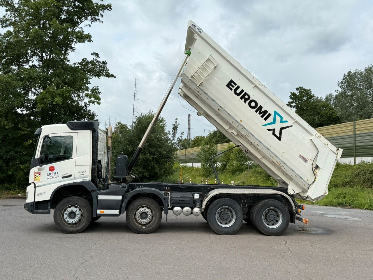 덤프트럭 Volvo FMX 430 8X4 EuromixMTP 16m³ Hydraulische Klappe : 사진 11