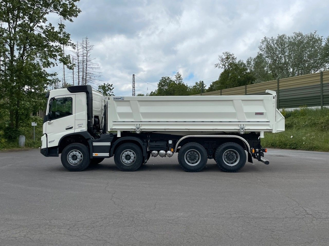 Volvo FMX 500 8X4 Retarder EuromixMTP Kipper - 덤프트럭 : 사진 2 Volvo FMX 500 8X4 Retarder EuromixMTP Kipper - 덤프트럭 : 사진 2