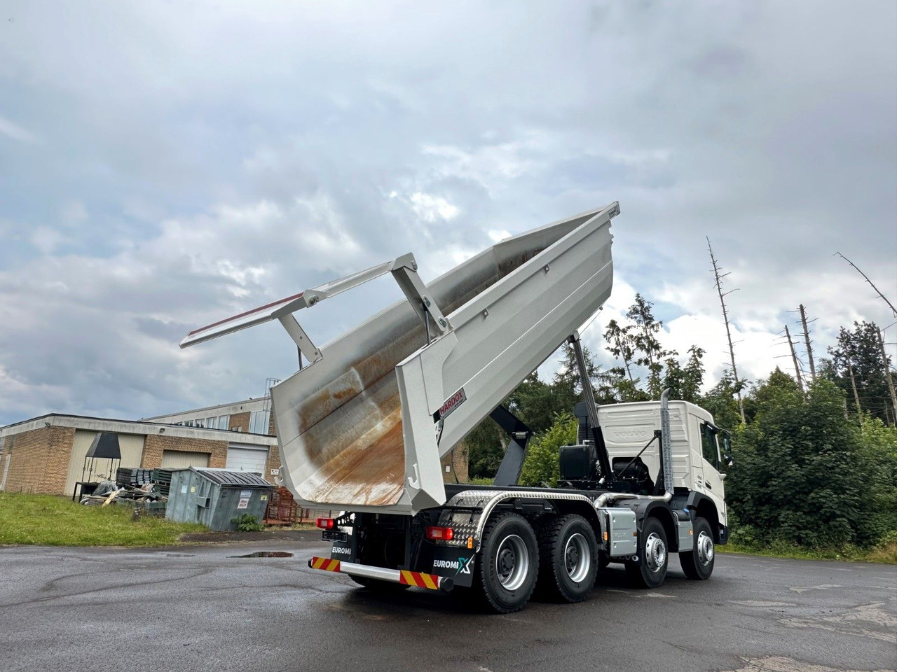 Volvo FMX 500 8X4 Retarder EuromixMTP Kipper - 덤프트럭 : 사진 5 Volvo FMX 500 8X4 Retarder EuromixMTP Kipper - 덤프트럭 : 사진 5