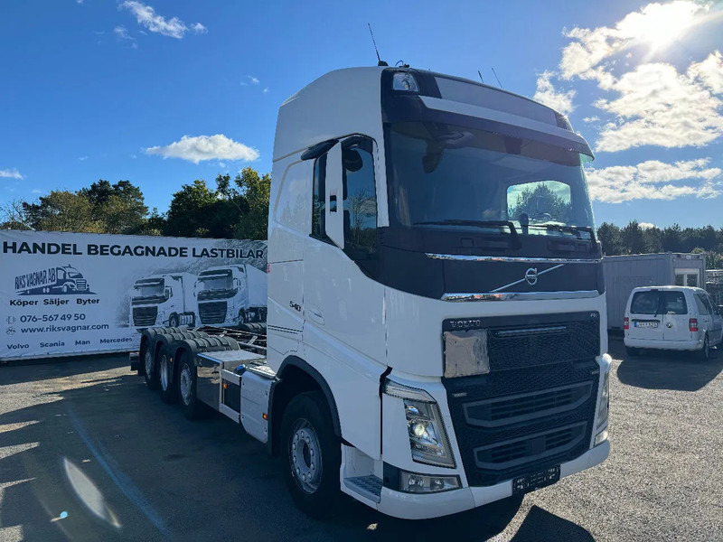 Volvo FH 540 8x2*4, ADR, Euro 6, Chassi (ex. Tank-truck), 2018 - 캡 새시 트럭 : 사진 1 Volvo FH 540 8x2*4, ADR, Euro 6, Chassi (ex. Tank-truck), 2018 - 캡 새시 트럭 : 사진 1
