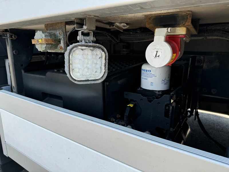 Volvo FM 330 6x2*4, Euro 6, REF-truck, 2019 - 냉동탑차 : 사진 4 Volvo FM 330 6x2*4, Euro 6, REF-truck, 2019 - 냉동탑차 : 사진 4