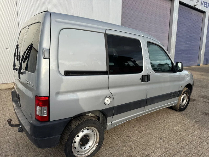 Citroën Berlingo **AIRCO-EURO4** - 소형 밴 : 사진 4 Citroën Berlingo **AIRCO-EURO4** - 소형 밴 : 사진 4