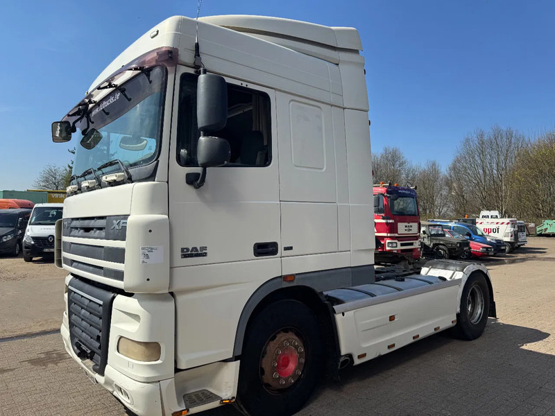 DAF XF 105.460 **EURO 5-RETARDER** - 트랙터 유닛 : 사진 1 DAF XF 105.460 **EURO 5-RETARDER** - 트랙터 유닛 : 사진 1