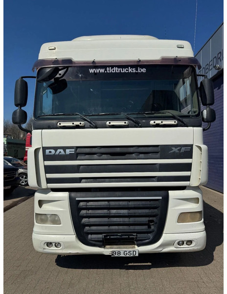 DAF XF 105.460 **EURO 5-RETARDER** - 트랙터 유닛 : 사진 3 DAF XF 105.460 **EURO 5-RETARDER** - 트랙터 유닛 : 사진 3