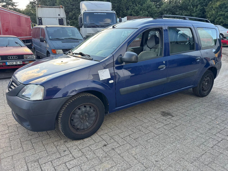 Dacia Logan **EURO 4** - 차량 : 사진 1 Dacia Logan **EURO 4** - 차량 : 사진 1