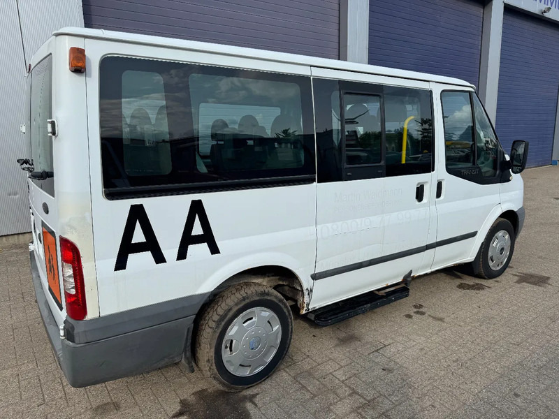 Ford **TRANSIT-9SEATS** - 버스 : 사진 4 Ford **TRANSIT-9SEATS** - 버스 : 사진 4