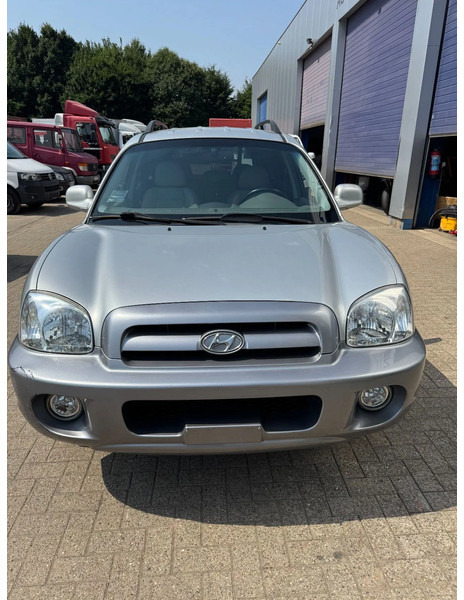 Hyundai Santa Fe **97000KM ONLY** - SUV : 사진 2 Hyundai Santa Fe **97000KM ONLY** - SUV : 사진 2