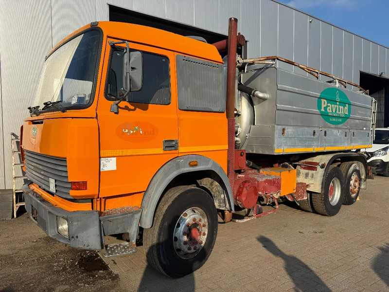 Iveco Turbostar 190.30 **6X2-FULL STEEL-VACUUMTRUCK-VIDANGEUR** - 진공 흡입 트럭 : 사진 1 Iveco Turbostar 190.30 **6X2-FULL STEEL-VACUUMTRUCK-VIDANGEUR** - 진공 흡입 트럭 : 사진 1