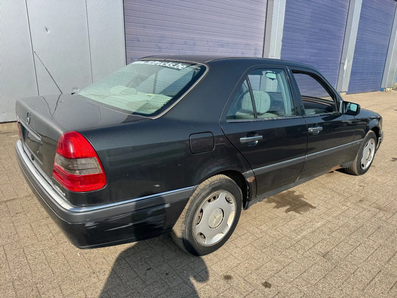 Mercedes-Benz C-Klasse **C220DIESEL-BELGIANCAR** - 세단 : 사진 4 Mercedes-Benz C-Klasse **C220DIESEL-BELGIANCAR** - 세단 : 사진 4