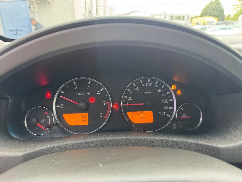 차량 Nissan Pathfinder **2,5D-AIRCO-BELGIAN CAR** : 사진 11
