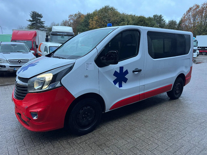 Opel Vivaro **AMBULANCE-RETTUNGSWAGEN** - 구급차 : 사진 2 Opel Vivaro **AMBULANCE-RETTUNGSWAGEN** - 구급차 : 사진 2