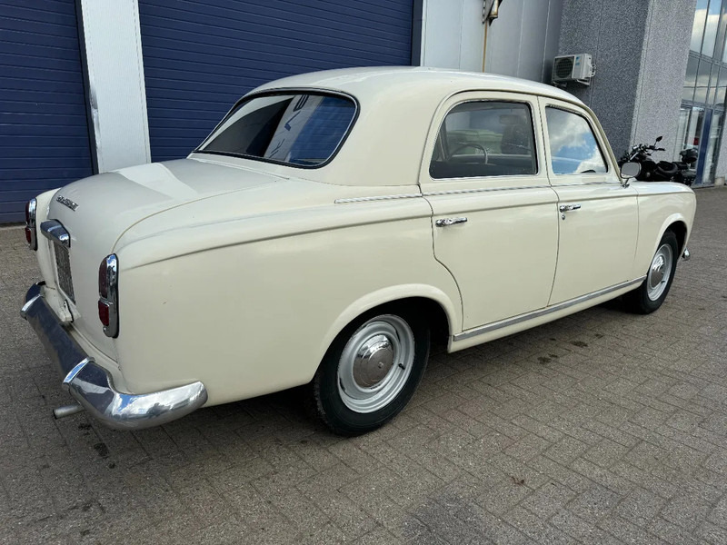 Peugeot 403 **1963 PEUGEOT 403** - 차량 : 사진 4 Peugeot 403 **1963 PEUGEOT 403** - 차량 : 사진 4