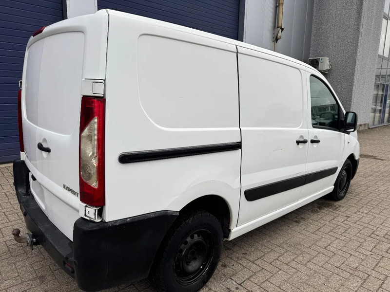 Peugeot Expert **1560CC-EURO 4-AC** - 소형 밴 : 사진 4 Peugeot Expert **1560CC-EURO 4-AC** - 소형 밴 : 사진 4