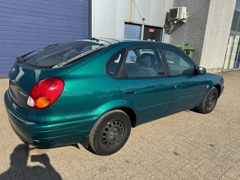 Toyota Corolla **5DOORS-PETROL-BELGIAN CAR-1A** - 세단 : 사진 4 Toyota Corolla **5DOORS-PETROL-BELGIAN CAR-1A** - 세단 : 사진 4