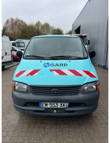 Toyota HiAce **DIESEL-FRENCH VAN** - 소형 밴 : 사진 2 Toyota HiAce **DIESEL-FRENCH VAN** - 소형 밴 : 사진 2