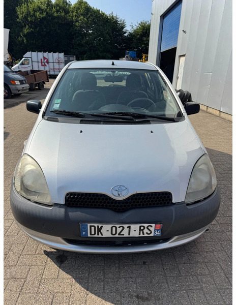 Toyota Yaris **PETROL-AIRCO** - 해치백 : 사진 2 Toyota Yaris **PETROL-AIRCO** - 해치백 : 사진 2