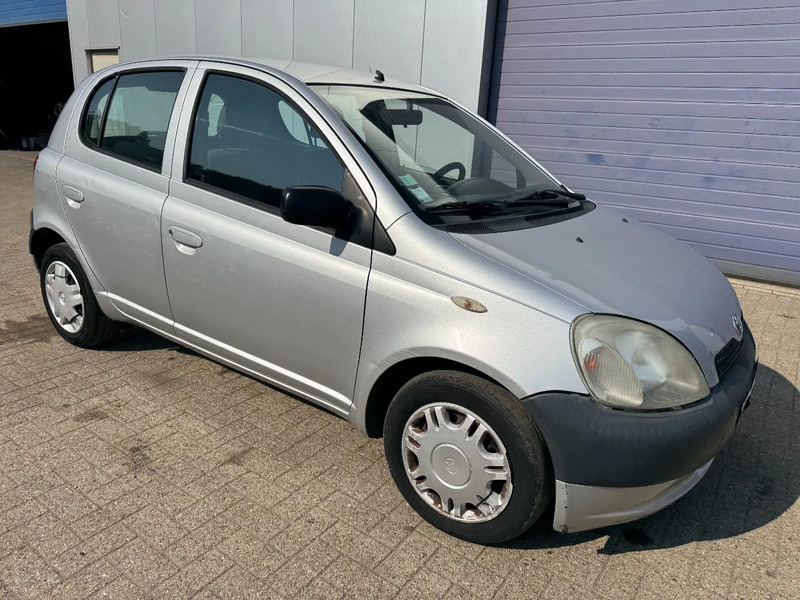 Toyota Yaris **PETROL-AIRCO** - 해치백 : 사진 3 Toyota Yaris **PETROL-AIRCO** - 해치백 : 사진 3