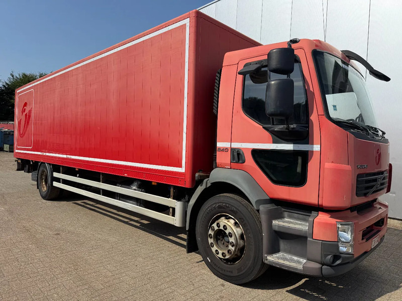 Volvo FL 240 **EURO 4-MANUAL GEARBOX** - 박스 트럭 : 사진 3 Volvo FL 240 **EURO 4-MANUAL GEARBOX** - 박스 트럭 : 사진 3