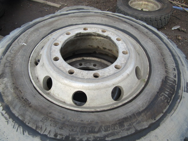 295/80/22.5 ‘ALCOA’ (6) BUDGET TRACK GRIT TYRES ONLY 4 TYRES GOOD - 타이어 트럭 용 : 사진 5 295/80/22.5 ‘ALCOA’ (6) BUDGET TRACK GRIT TYRES ONLY 4 TYRES GOOD - 타이어 트럭 용 : 사진 5