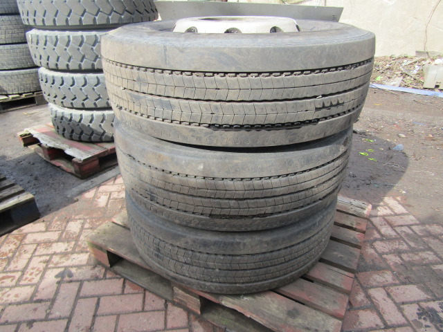 315/70/22.5 ‘ALCOA'(4) MICHELIN STEER PATTERN – 4 PIECE SET - 타이어 트럭 용 : 사진 3 315/70/22.5 ‘ALCOA'(4) MICHELIN STEER PATTERN – 4 PIECE SET - 타이어 트럭 용 : 사진 3